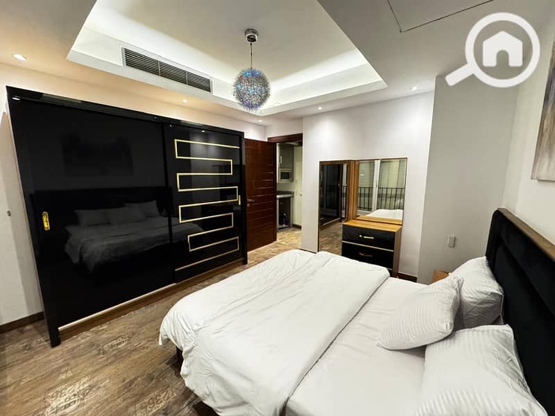 14 e796c939-9c2b-4df1-8534-9e820f30be42. jpeg