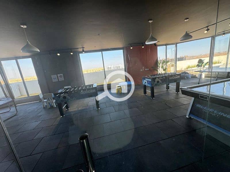 9 04a9dc81-eb03-4e3b-a461-fbaa7a04f2bc. jpg