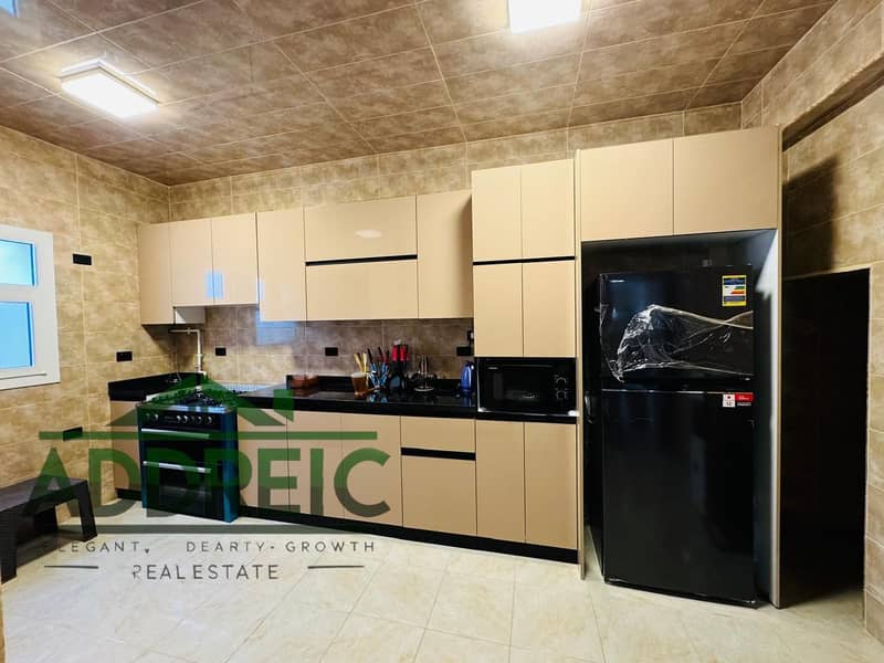 10 WhatsApp Image 2025-12-03 at 14.55. 17 (3). jpeg