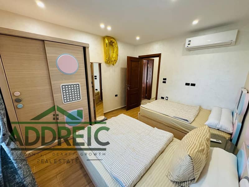 15 WhatsApp Image 2025-12-03 at 14.55. 18 (3). jpeg