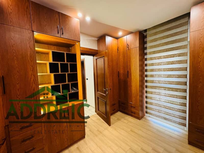 32 WhatsApp Image 2025-12-03 at 14.55. 22 (2). jpeg