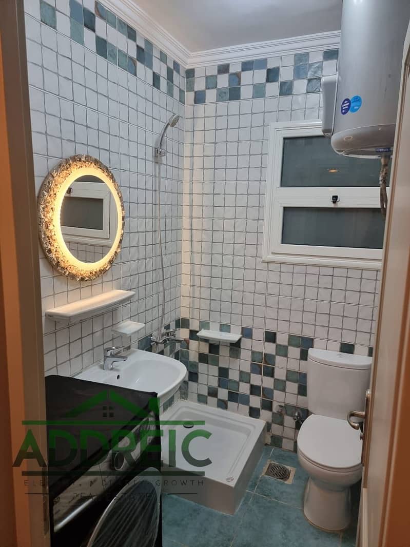 41 WhatsApp Image 2025-12-03 at 14.23. 52 (1). jpeg