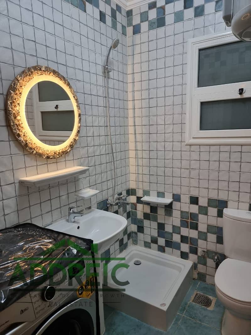 46 WhatsApp Image 2025-12-03 at 14.23. 54 (1). jpeg