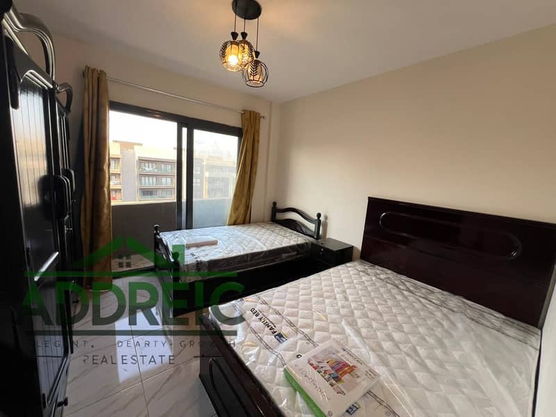 4 WhatsApp Image 2025-12-03 at 13.58. 45 (3). jpeg