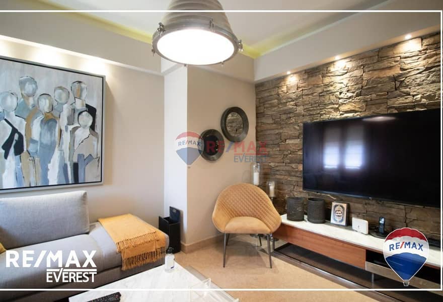 7 e064bace-6df1-461f-bac1-308c0da47461. jpg