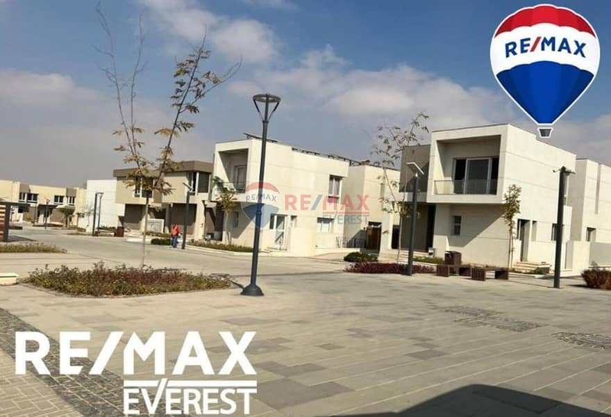 8 03438414-0f0d-4ec2-9d06-21392fbe21f2. jpg