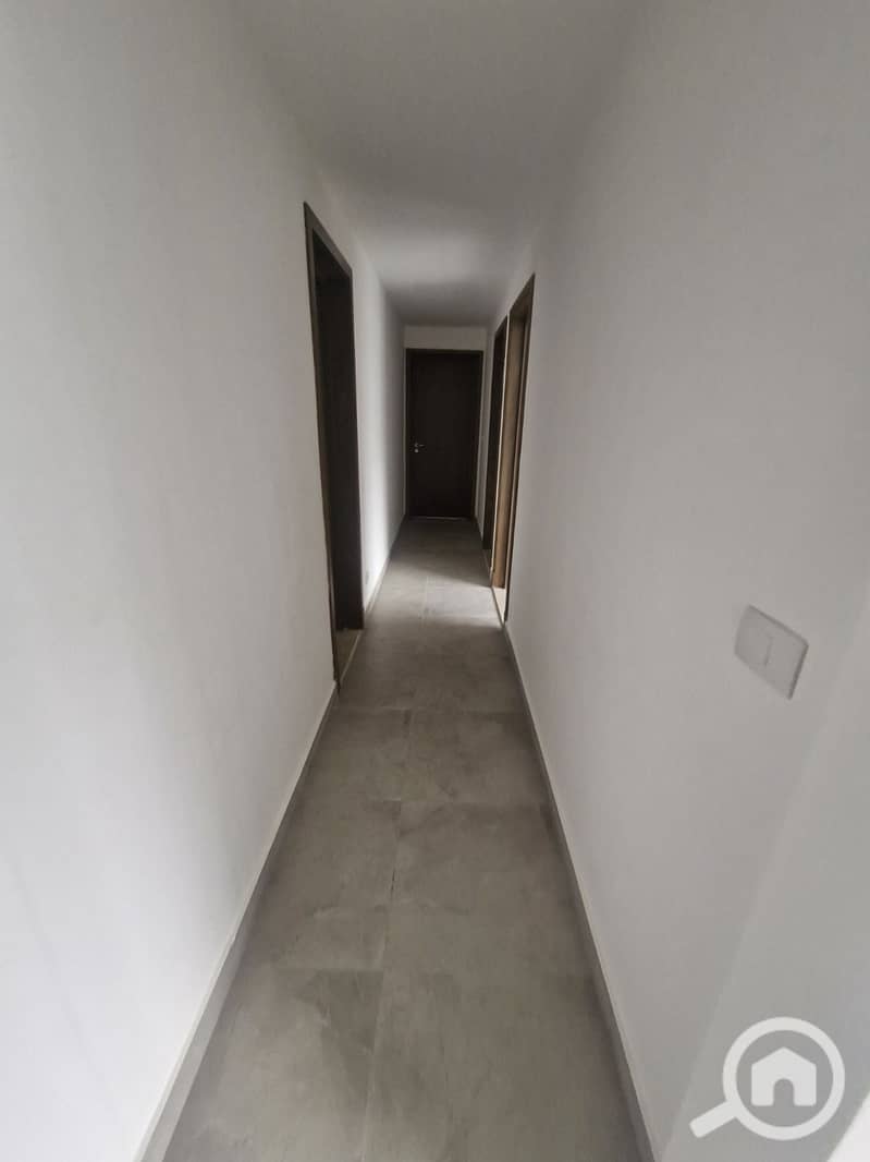 3 5eabd09a-7702-4f4f-bfe2-226dd5cd8a2b. jpg