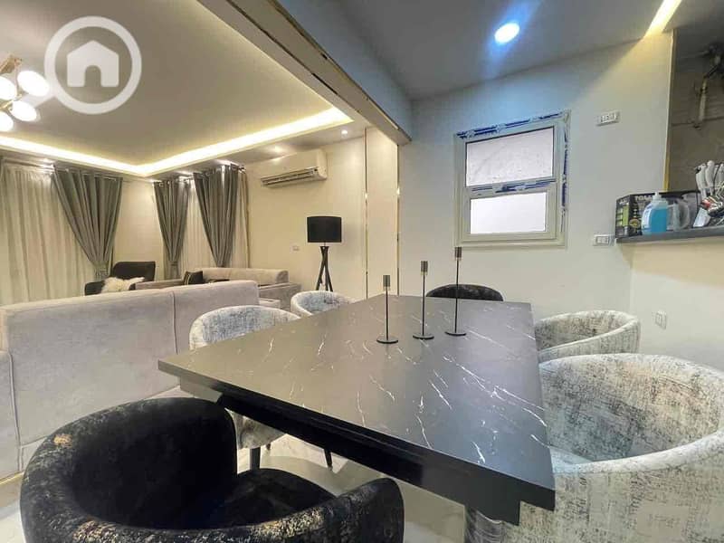 2 c43b7ae2-6b47-43f5-b113-6a0dabed5d79. jpg