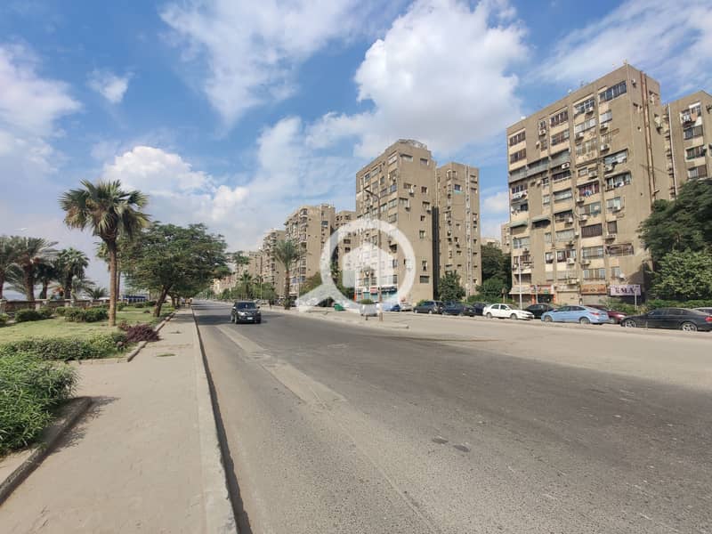 10 Maadi_Corniche. jpg