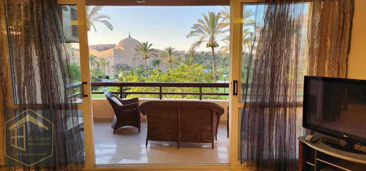 2 1b1a0b8f-8da8-40f6-b99e-19b3fed2c781. jpg