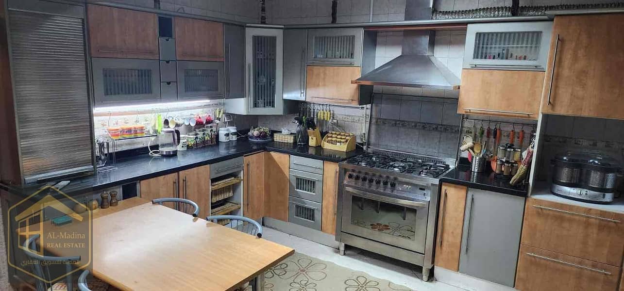 3 b0af9e87-df51-4c56-b9e7-b6c882eeeeee. jpg