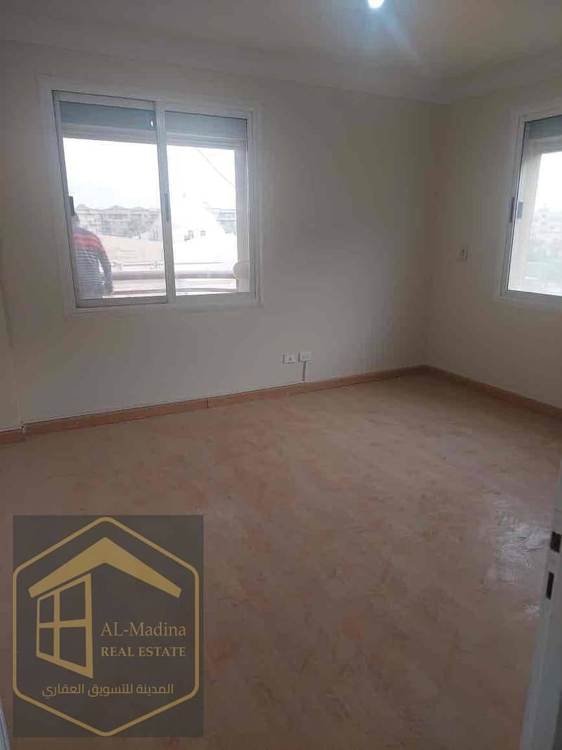 12 6baf5ea5-2d77-48ea-86b7-d8ed194c9154. jpg