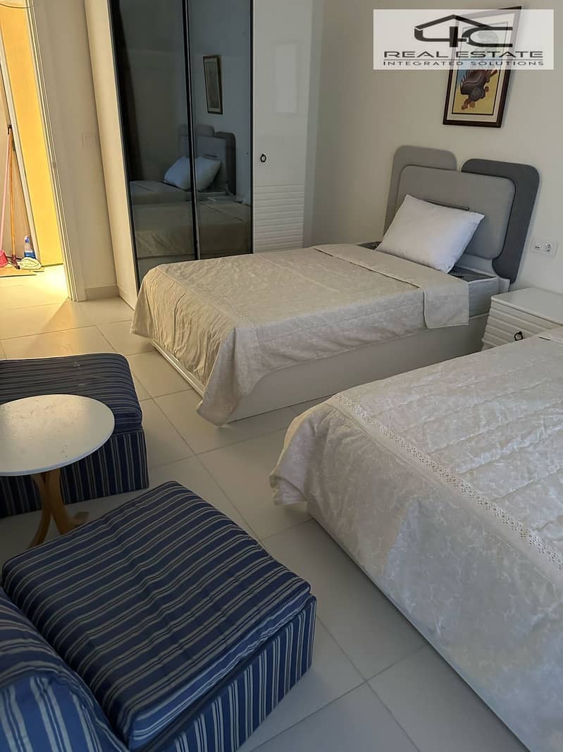 2 WhatsApp Image 2025-12-08 at 11.30. 02. jpeg