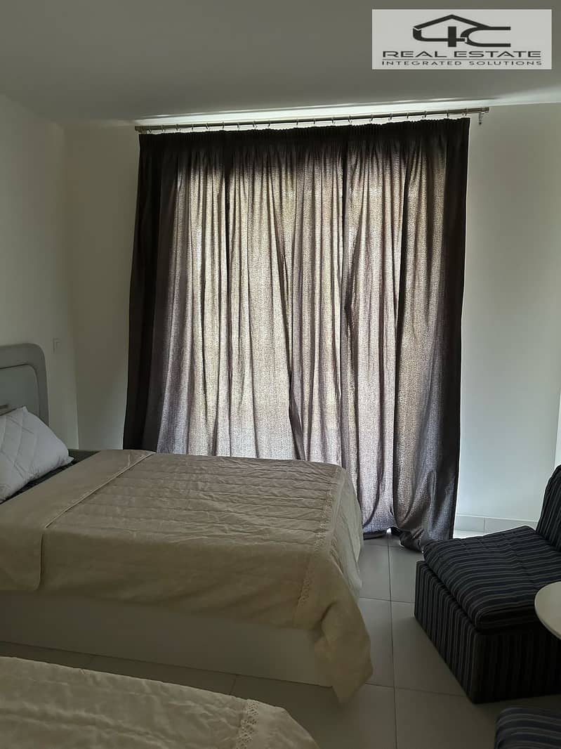 3 WhatsApp Image 2025-12-08 at 11.30. 02 (2). jpeg