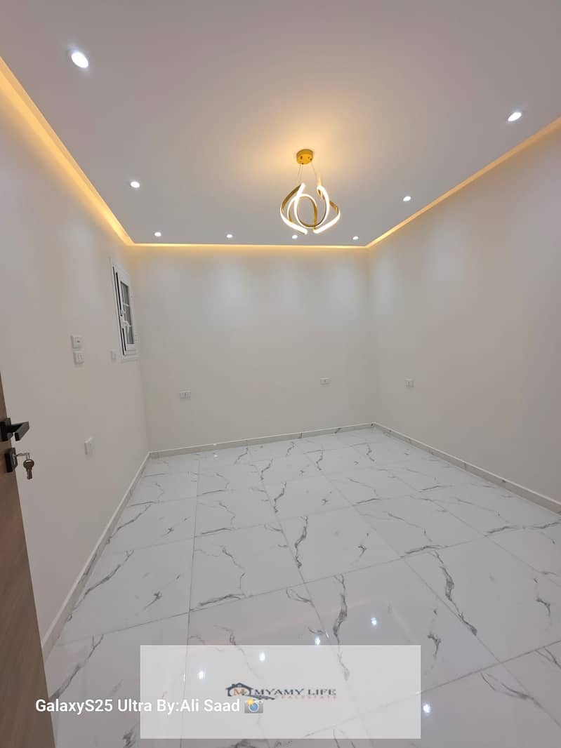 7 WhatsApp Image 2025-12-07 at 8.52. 23 PM (3). jpeg