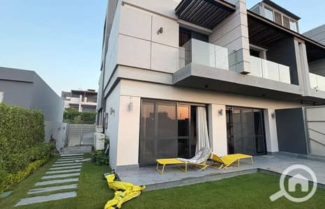 4 Bedroom Twin House for Sale in Sheikh Zayed, Giza - 7470113-2c2e9o_1400x900. jpg