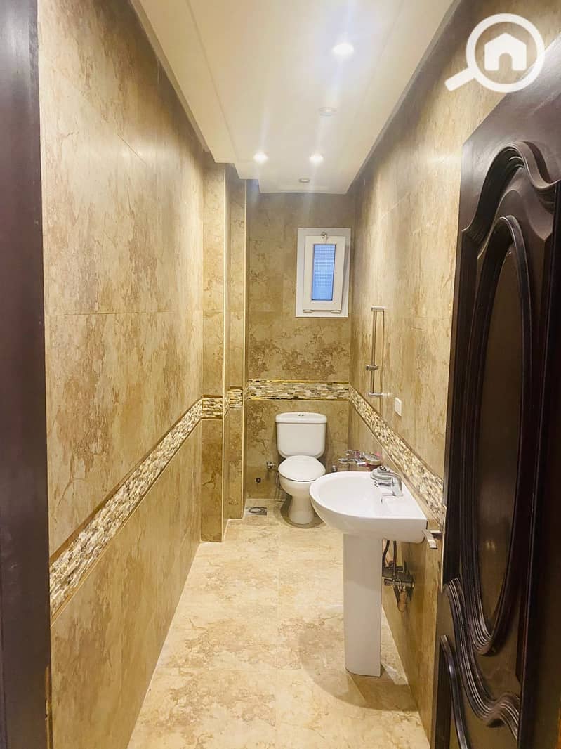 5 WhatsApp Image 2025-11-15 at 2.22. 06 PM (2). jpeg