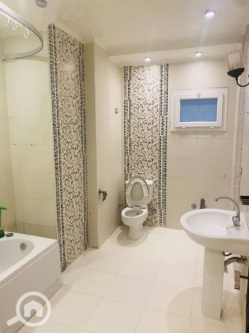 7 WhatsApp Image 2025-11-15 at 2.22. 07 PM (1). jpeg