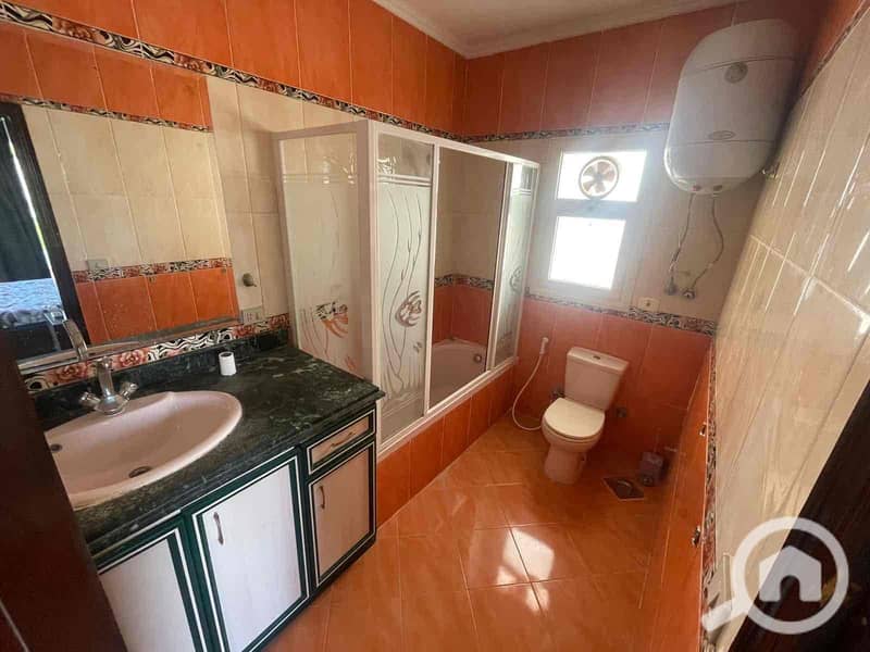 5 8c0edd78-6546-4202-8bbf-c3607a07e7bf. jpg