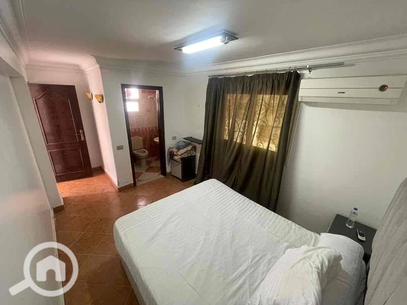 10 06106f8e-224d-4c95-8c1a-876769f82651. jpg