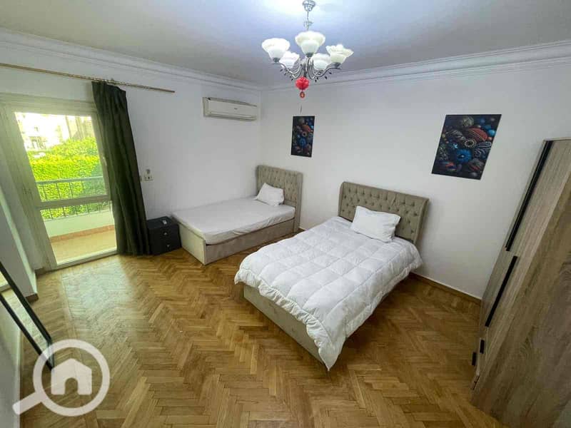 12 30d113e9-9fd8-462a-93b8-8d1f9cf0a639. jpg