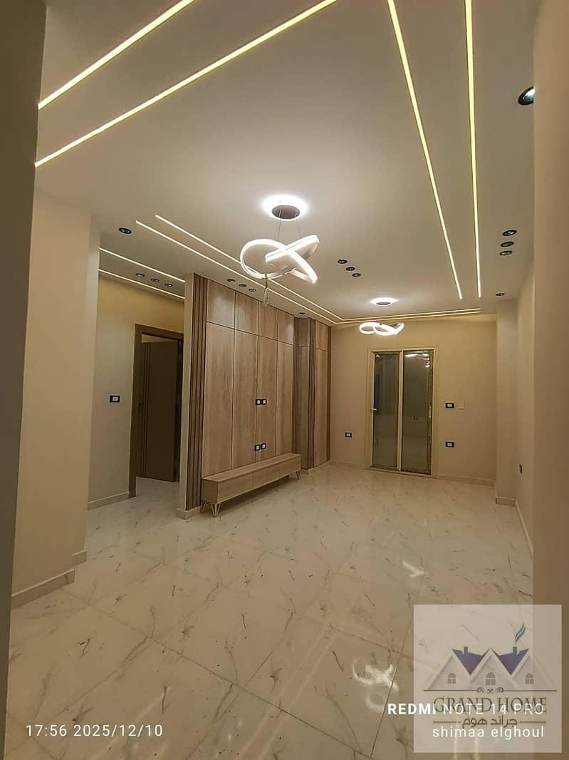 4 09e6e2aa-6e76-4eef-be8e-682343226e33. jpg