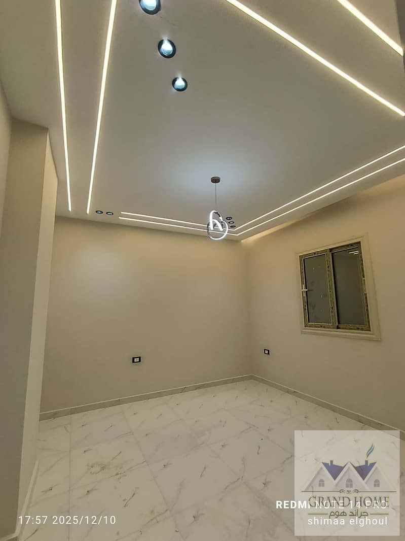 9 cd59fe72-89ee-485a-84c0-99841b0426a9. jpg