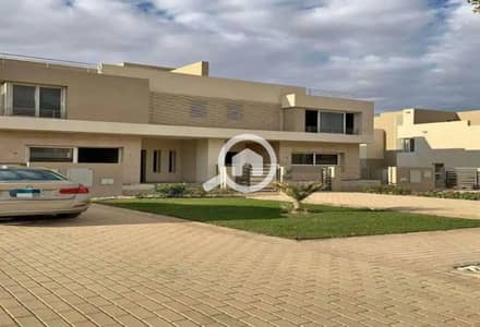 2 Bedroom Flat for Sale in 6th of October, Giza - 48a4ee701e994590a40497a6653e29a7. jpg