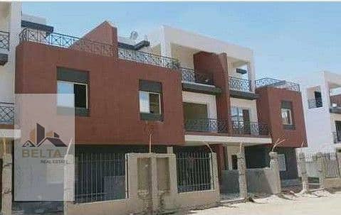 16 JARasC2d2azF0UkI. jpg