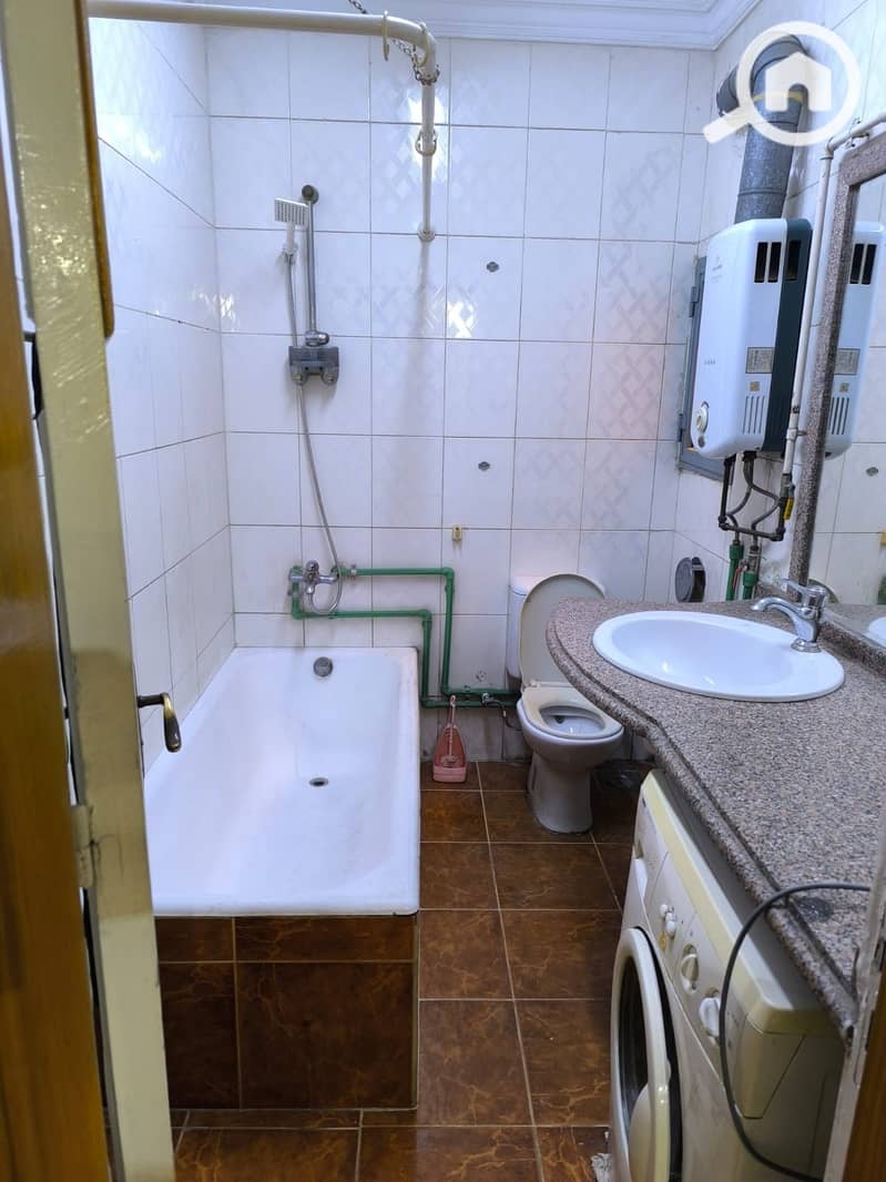 3 779bbf5b-29c6-4d37-a8cb-3f6d3162134f. jpeg