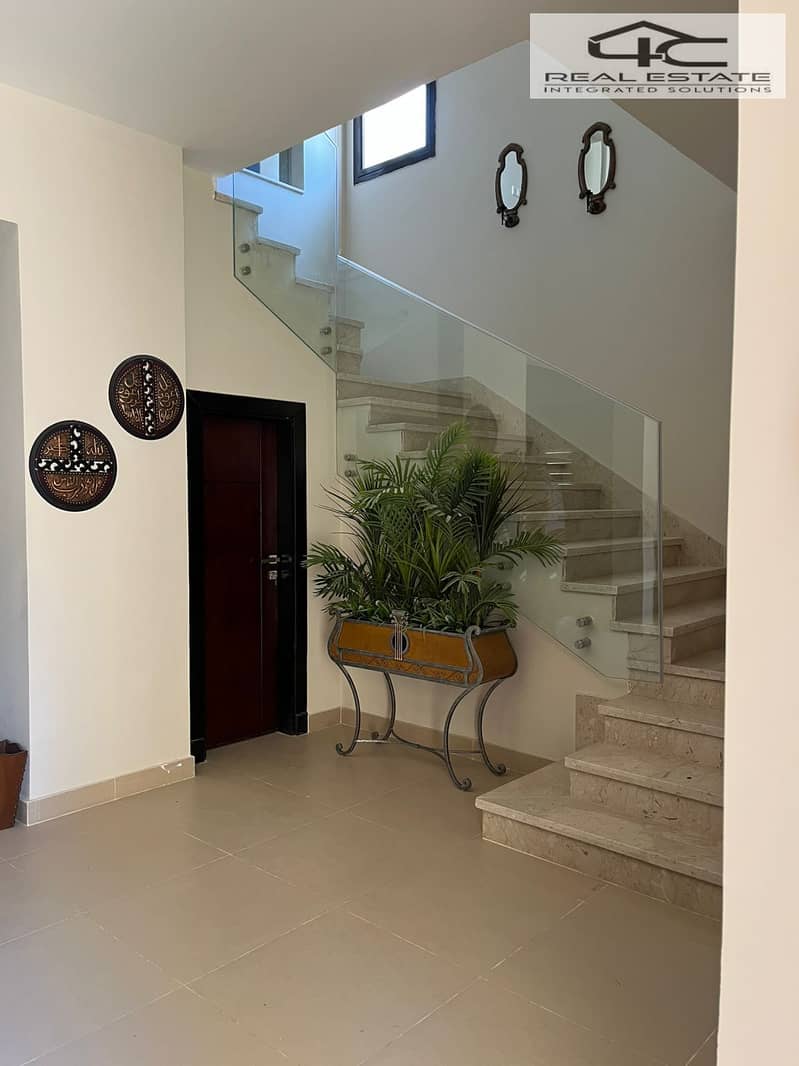 7 WhatsApp Image 2025-12-07 at 17.19. 35 (1). jpeg