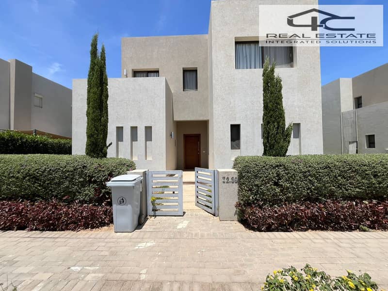 11 WhatsApp Image 2025-12-07 at 17.19. 36 (1). jpeg