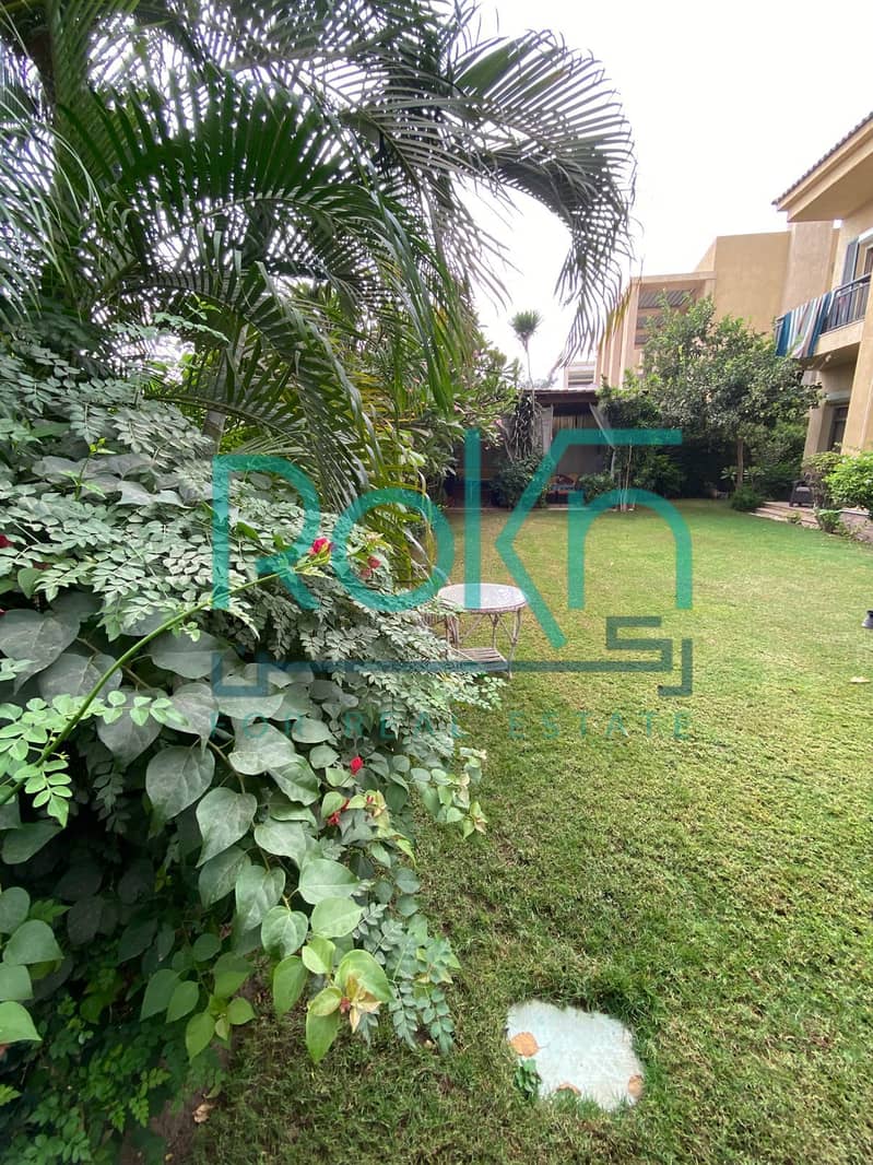 8 d277cad4-fbcc-4de0-817e-6dd90280dbbd. jpg