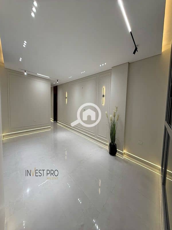 2 WhatsApp Image 2025-12-10 at 10.55. 32 PM_600x800. jpg