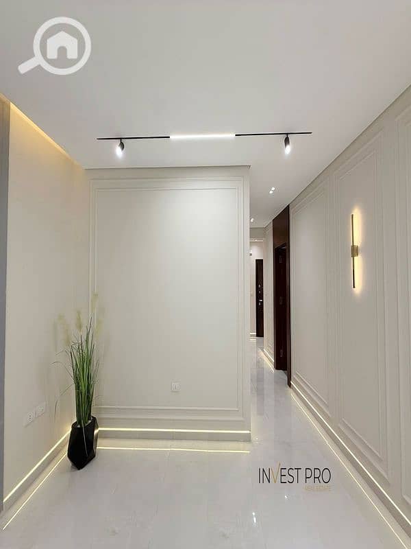 6 WhatsApp Image 2025-12-10 at 10.55. 32 PM (2)_600x800. jpg