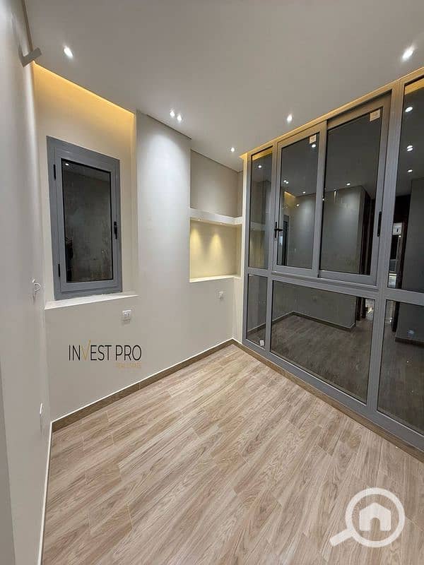 3 WhatsApp Image 2025-12-10 at 10.55. 33 PM (1)_600x800. jpg