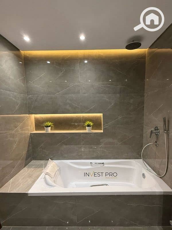 11 WhatsApp Image 2025-12-10 at 10.55. 34 PM_600x800. jpg