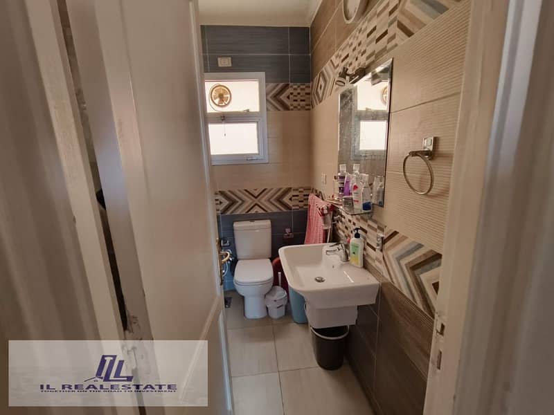 3 bc72ee6d-2f48-45fe-a532-a381db0a5f9f. jpg