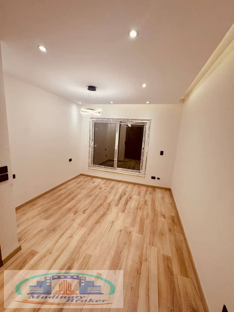 3 7dc8f4d8-7081-431c-80d2-818550afaa9c. jpeg