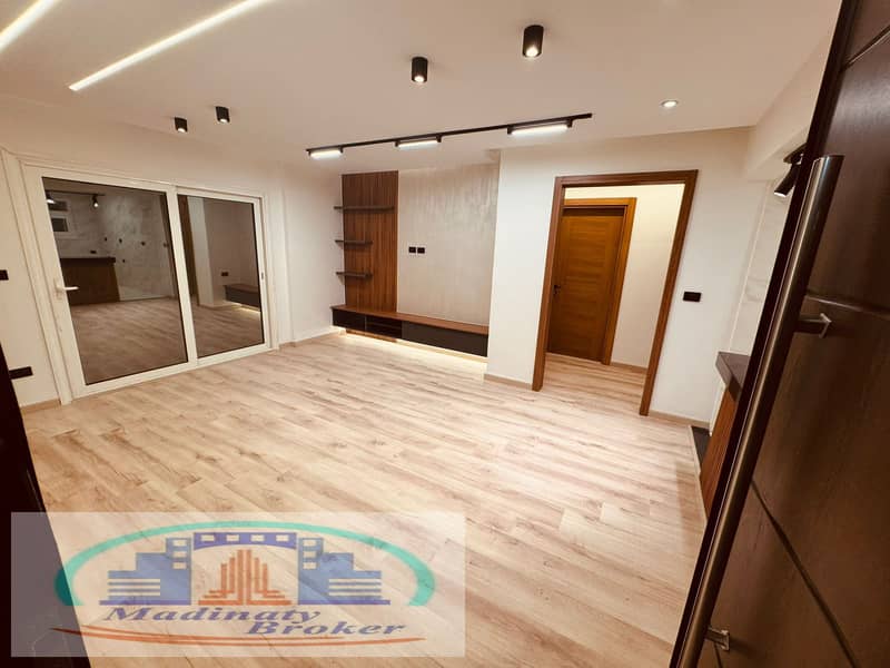 11 f9fe8685-2417-4c32-922e-6b668ee6c5ff. jpeg