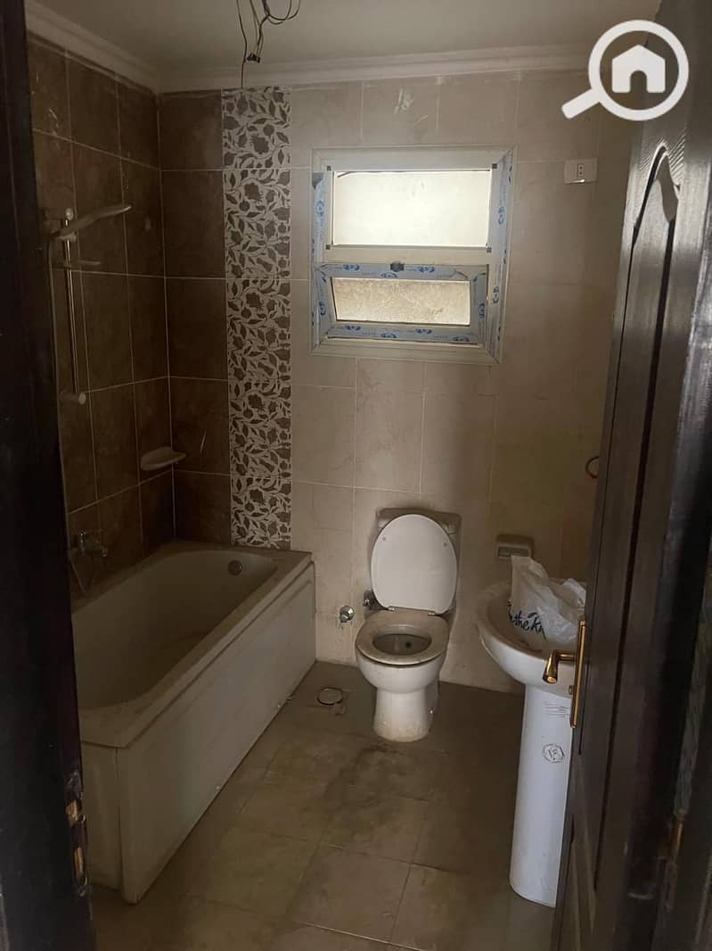 8 WhatsApp Image 2025-12-08 at 15.22. 13_4e632398. jpg