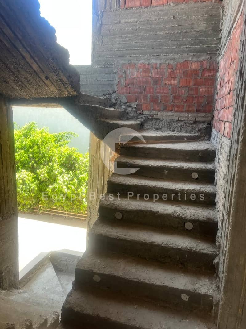 8 WhatsApp Image 2025-12-11 at 12.13. 37 PM. jpeg