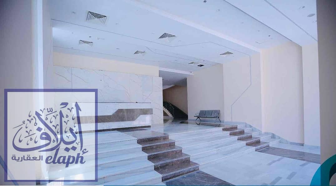 11 5c03fb60-3857-46c3-8184-ea8017f2b2ac. jpg