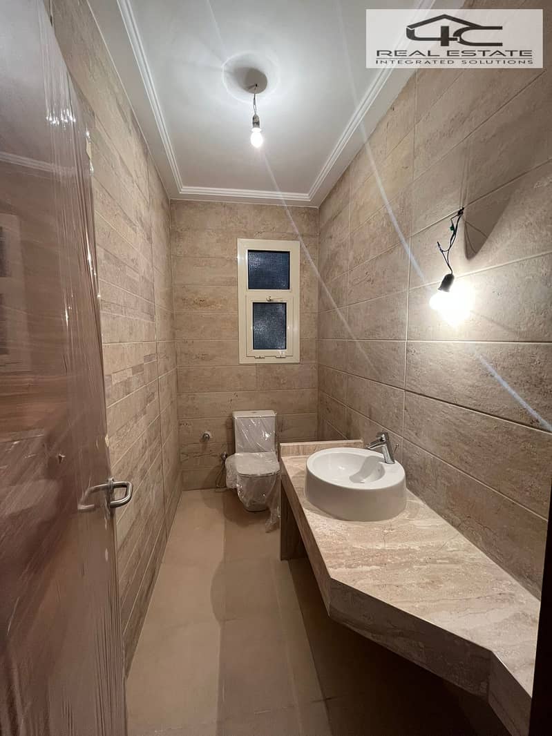 6 b4abd435-f800-4fc6-906b-6c4d616addf4. jpg