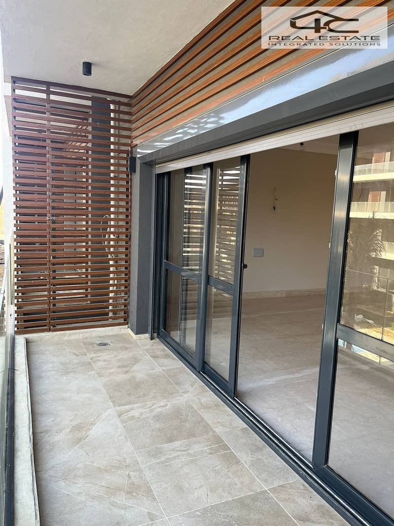 8 11ff83ef-e444-4437-a4ae-99f7d288df50. jpg