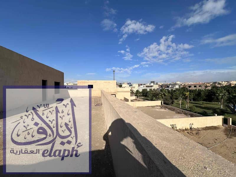 3 3928f1ba-d6bc-4a04-a00d-8bb6d0f6e2f5. jpg