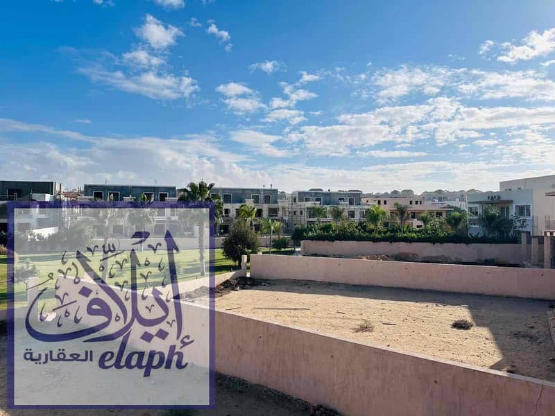 27 0a254c17-b67e-4af0-9d75-3f601f4438d1. jpg