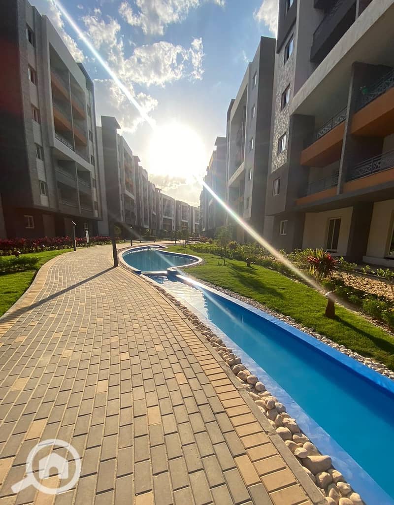 4 WhatsApp Image 2025-12-10 at 13.27. 04_443a4235. jpg