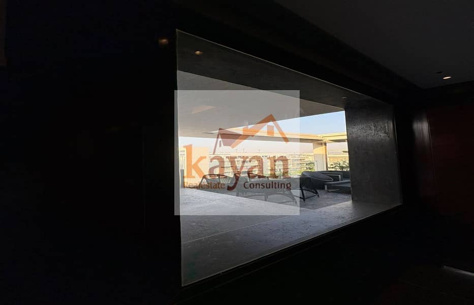 24 WhatsApp Image 2025-12-09 at 12.34. 20 (3). jpeg