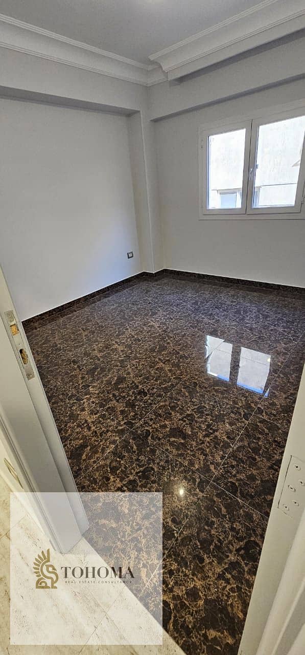 2 7a56c82a-495a-47cc-9839-9edc13c42bf5. jpg